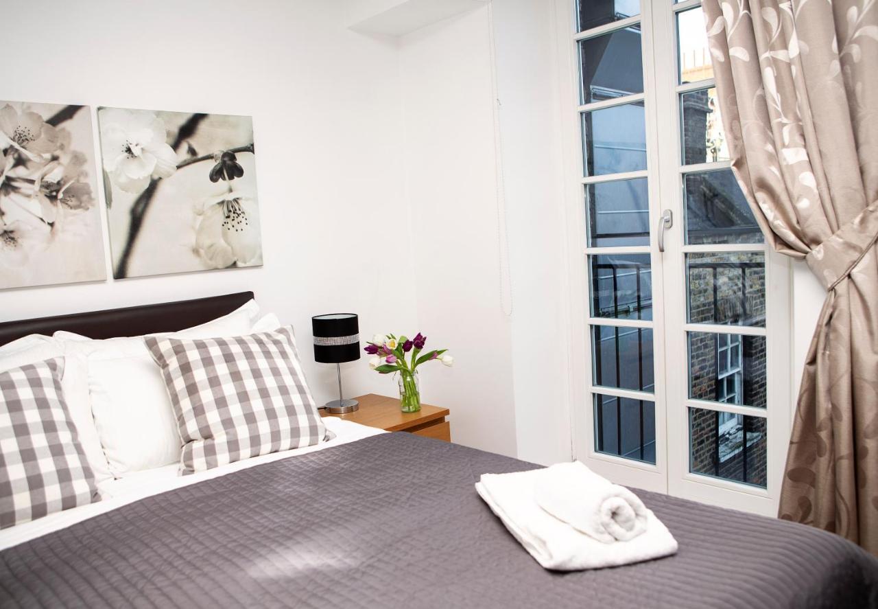 Apt 3, Trafalgar Sq Duplex, 3Rd & 4Th Floor By Indigo Flats London Exterior foto